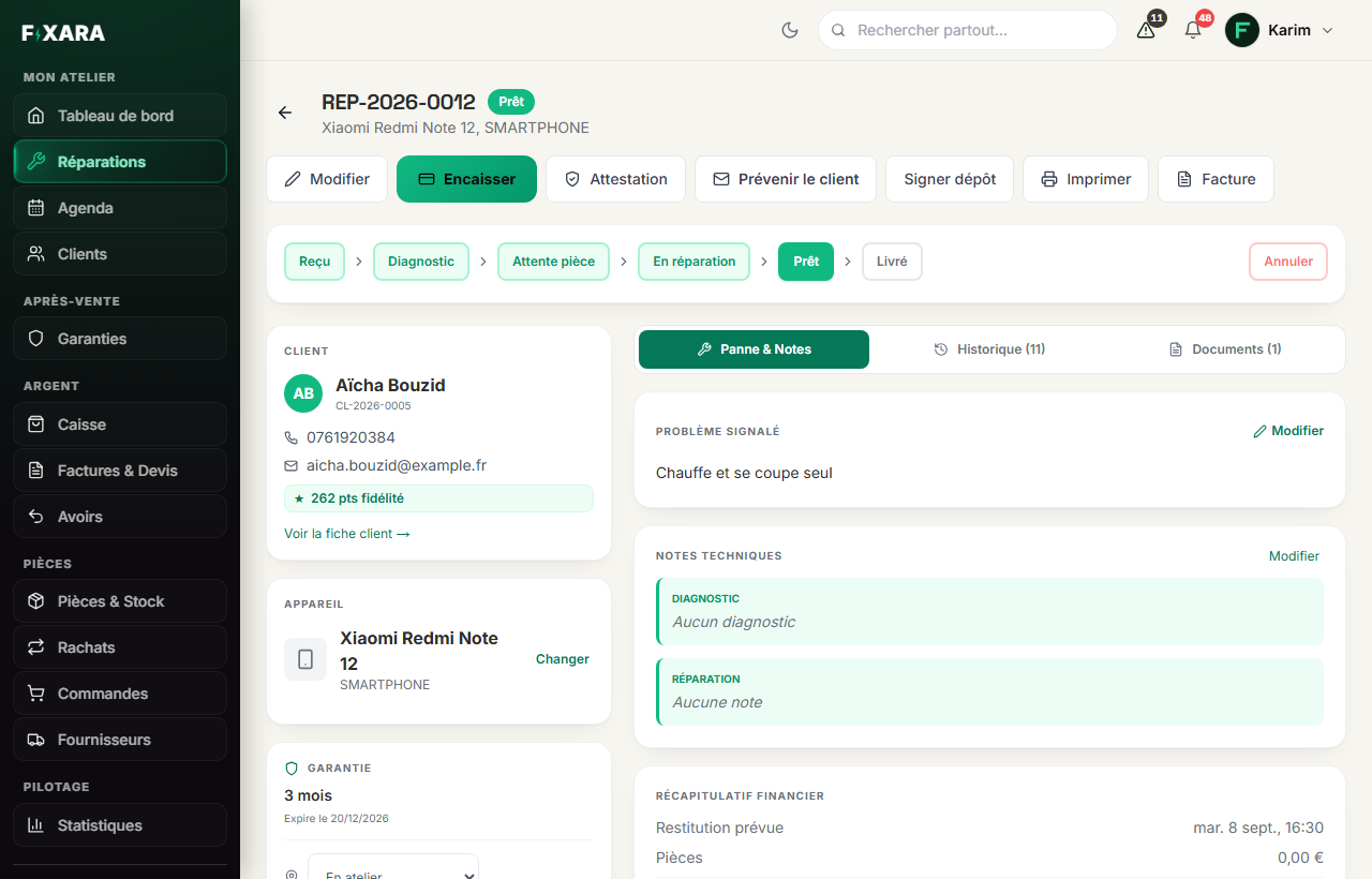 The page of a ready ticket: the action buttons, the status bar, the customer, the device and the tabs